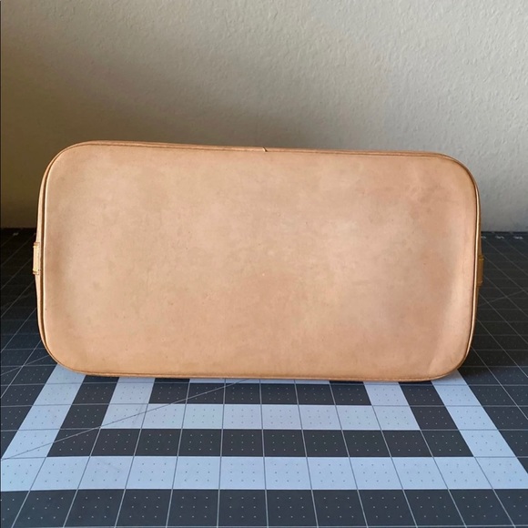 Authentic Louis Vuitton Alma PM - Picture 3 of 8